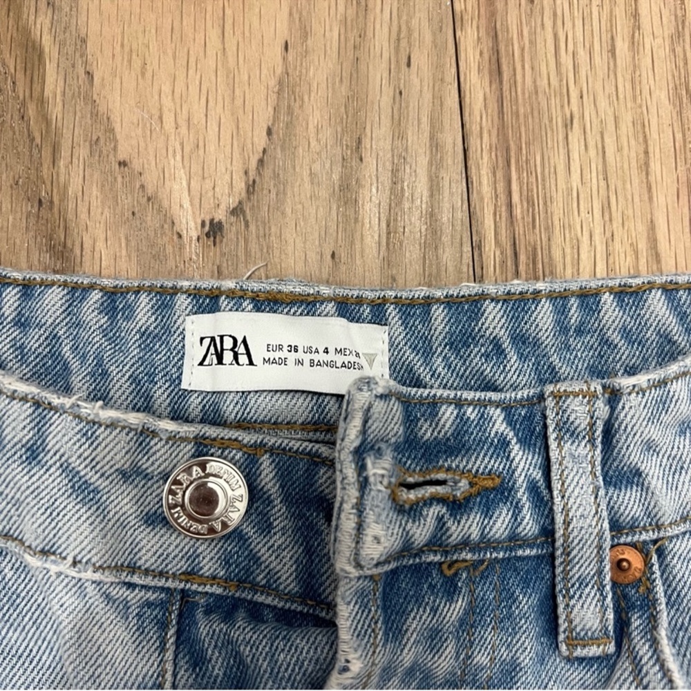 Zara Light Blue Straight Leg Jeans - Picture 2 of 2
